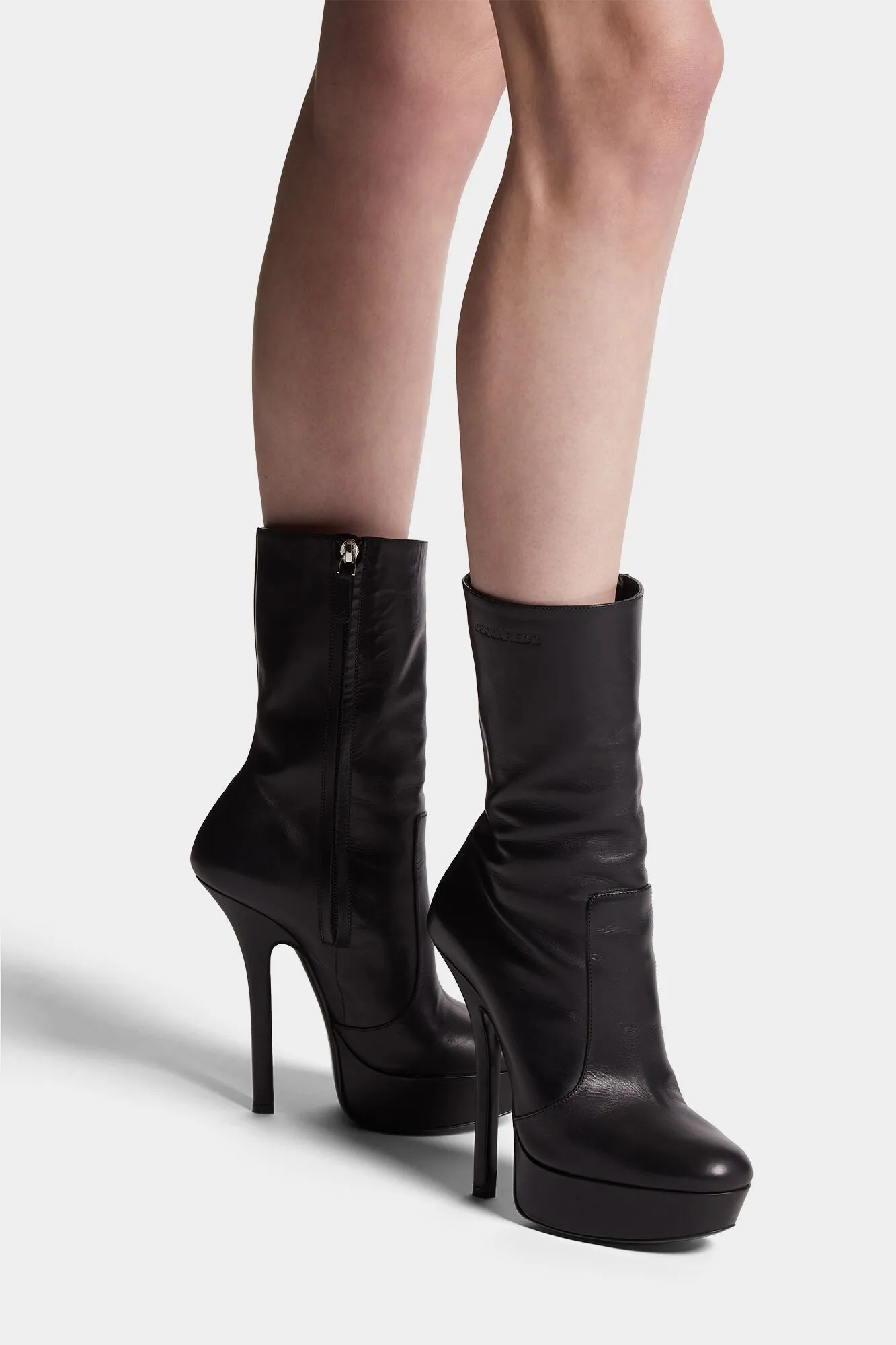 Deanday Heeled Leather Ankle Boots